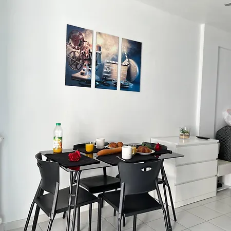 Charmant Studio Cannes Centre - Ideal Vacance Et Congres Exterior photo