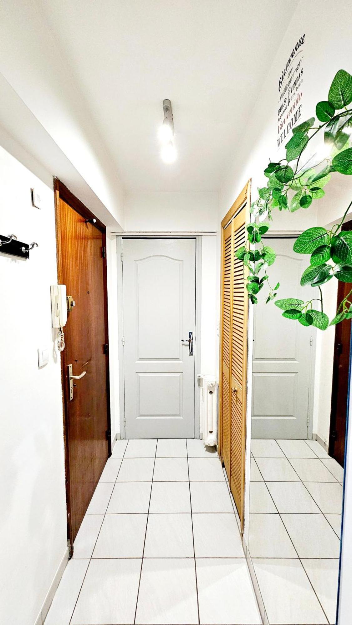 Centre - Ideal Vacance Et Congres Apartment *